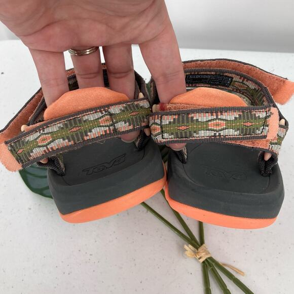 Teva Salmon Pink Green Aztec Tribal Hook Loop Adjustable Lightweight Sandal Shoe - Picture 5 of 10